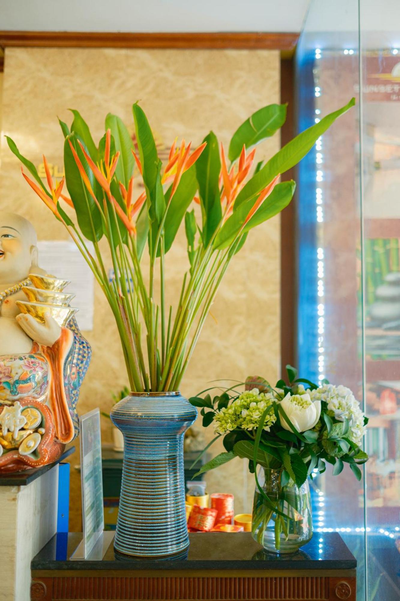 Sunset Westlake Hanoi Hotel מראה חיצוני תמונה