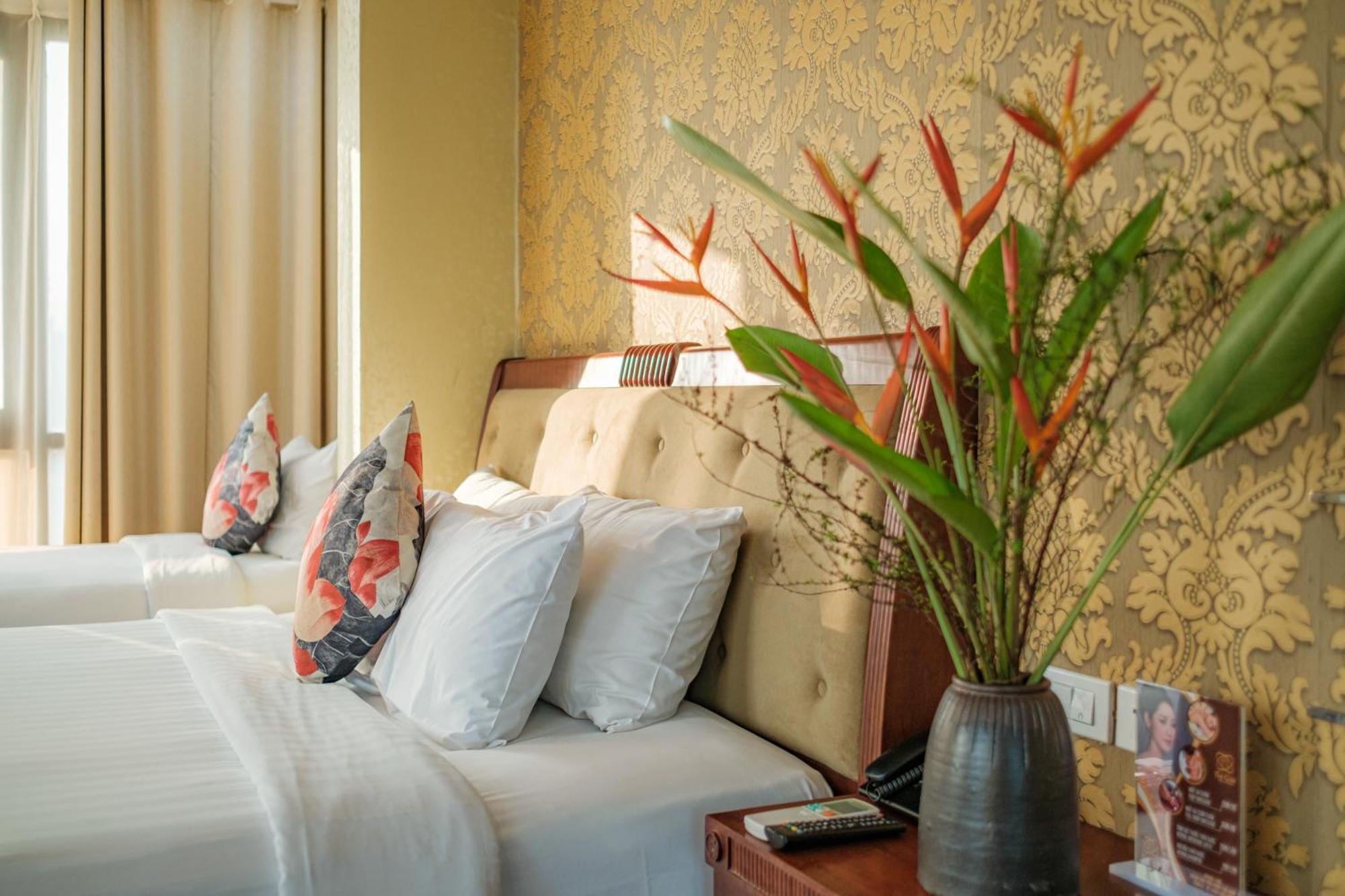 Sunset Westlake Hanoi Hotel מראה חיצוני תמונה