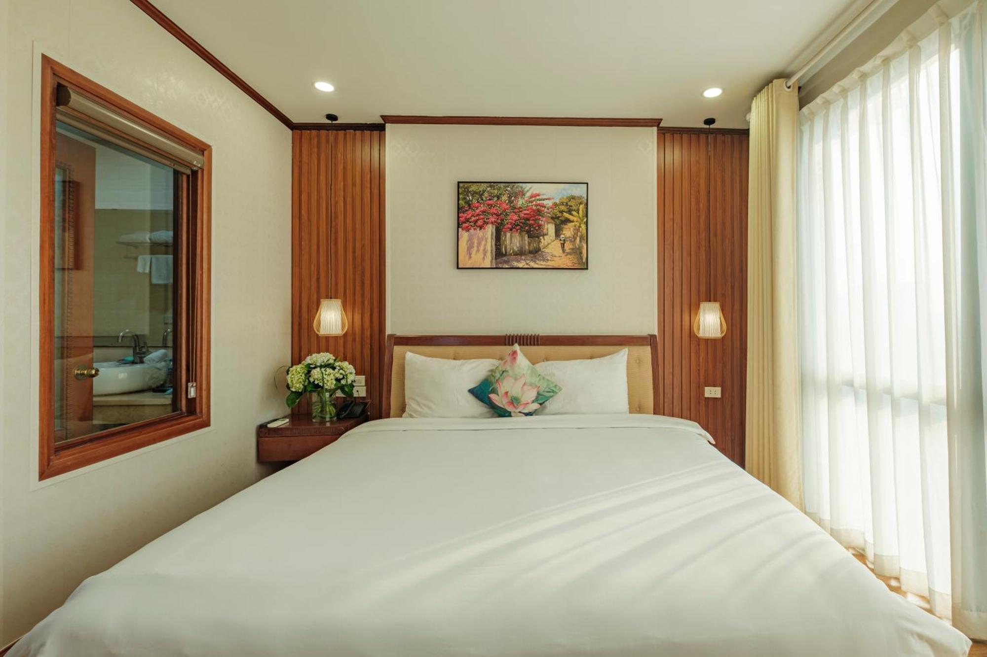 Sunset Westlake Hanoi Hotel מראה חיצוני תמונה